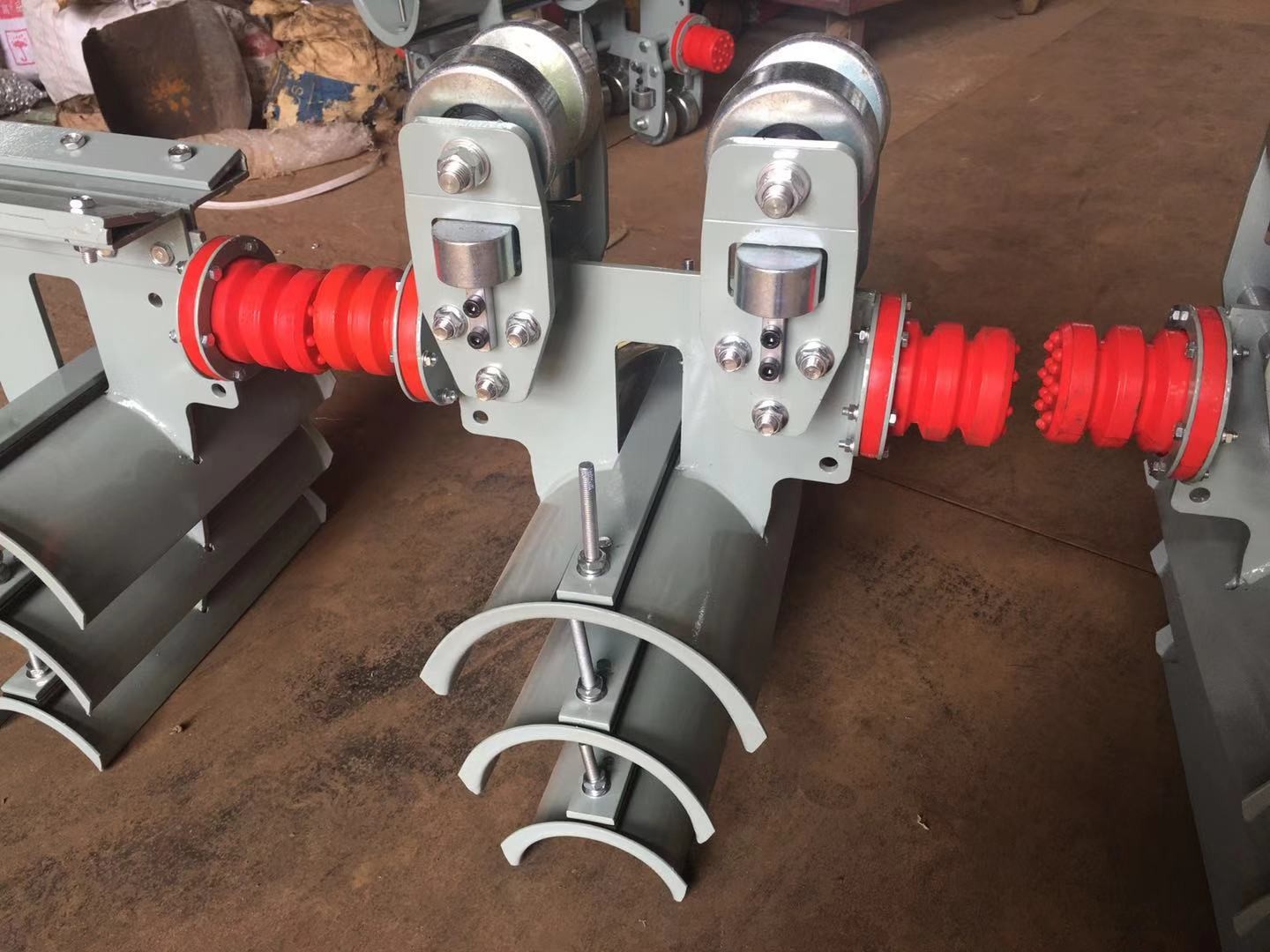 便捷高效的電力傳輸工具——直線型電纜滑車(chē)的應(yīng)用